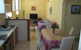 Apartment Marija Mila